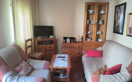 SE ALQUILA CASA MATA PARA LARGA TEMPORADA.