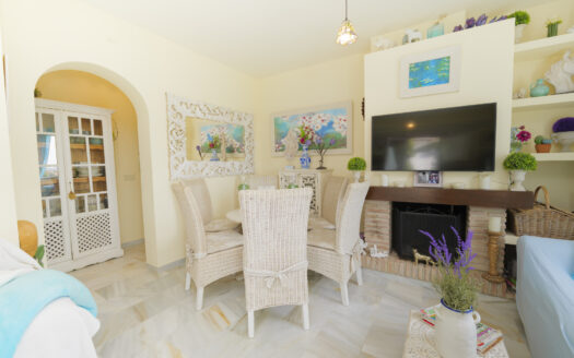 ESTUPENDO PISO 2 DORMITORIOS URB PUEBLA TRANQUILA MIJAS