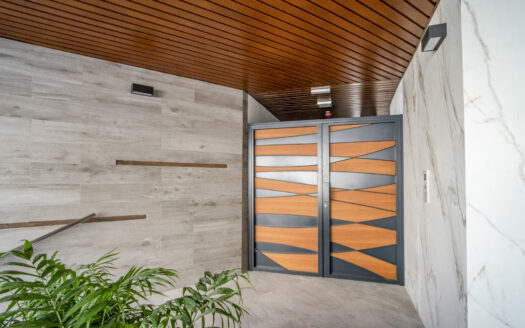 APARTAMENTO DE LUJO CON PISCINA PRIVADA EN MONTEMAR, TORREMOLINOS