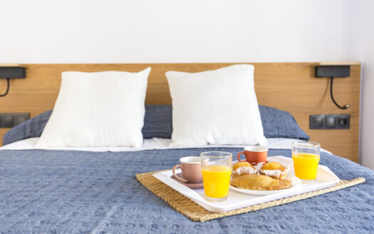 Apartamento con Licencia Turística en el Corazón de Torremolinos