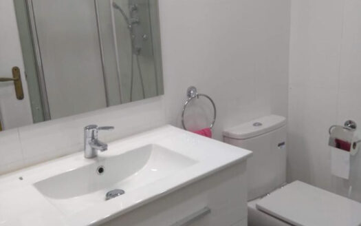 OCASIÓN PISO EN VENTA EN LA CARIHUELA