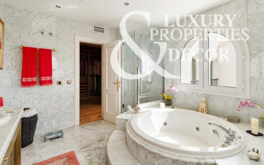 ESPECTACULAR ÁTICO CON FANTÁSTICAS VISTAS AL MAR, 6 DORMITORIOS EN CASTILLO SAN LUIS, TORREMOLINOS