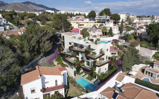 ESPECTACULAR PISO DE LUJO 3 DORMITORIOS EN MONTEMAR, TORREMOLINOS