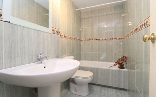 ESPECTACULAR PISO DE 4 DORMITORIOS EN EN PINILLO