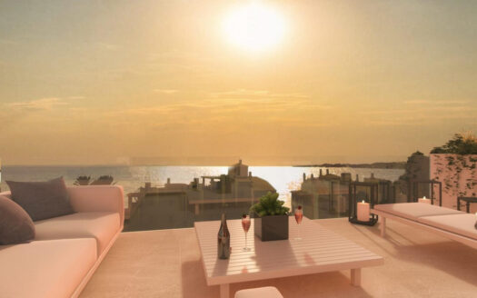 PISO DE LUJO EN SEGUNDA LINEA DE PLAYA, BENALMÁDENA