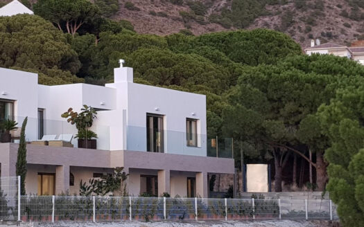 OBRA NUEVA, PAREADOS Y ADOSADOS DE LUJO, VISTAS AL MAR, BENALMÁDENA