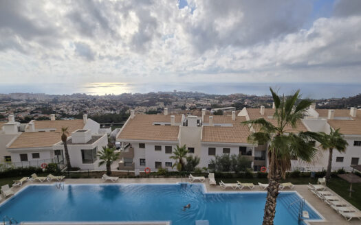 MAGNÍFICO PISO CON VISTAS FANTÁSTICAS AL MAR, BENALMÁDENA