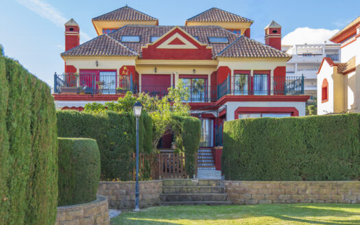 CHALET PAREADO BENALMADENA TORREQUEBRADA GOLF