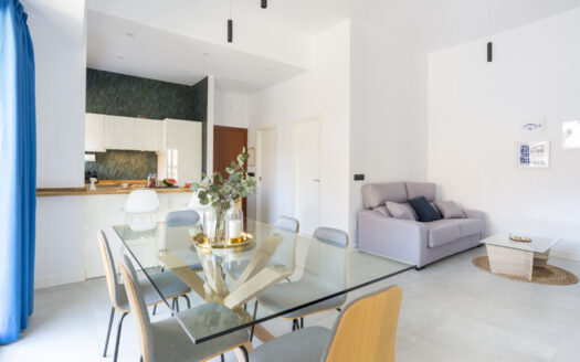 Apartamento con Licencia Turística en el Corazón de Torremolinos