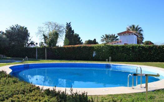 Espectacular Adosado de Lujo en Churriana: Eficiencia, Confort y Ubicación Estratégica