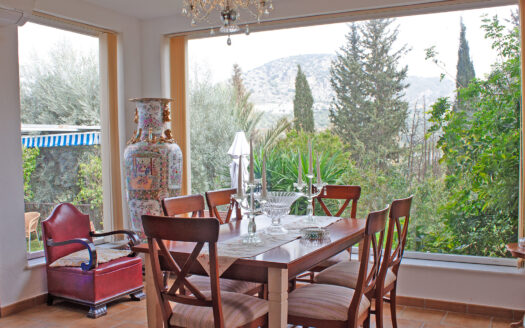 Encantadora finca con olivos y vistas panorámicas Coín