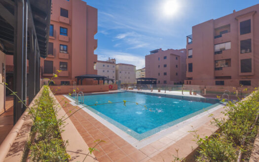 AMPLIO PISO RECIEN CONSTRUIDO EN BENALMADENA